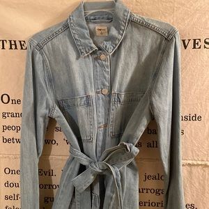Adorable denim shacket gap brand